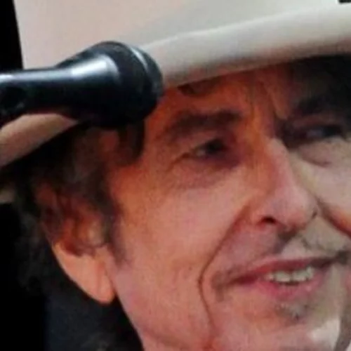 Οι 10 κορυφαίοι τραγουδοποιοί 