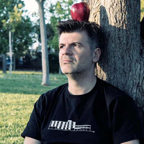 Ο Φοίβος Δεληβοριάς επιστρέφει στην Εδέμ...