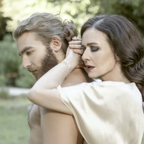 Ποιος είναι ο συμπρωταγωνιστής της Κάτιας Δανδουλάκη;