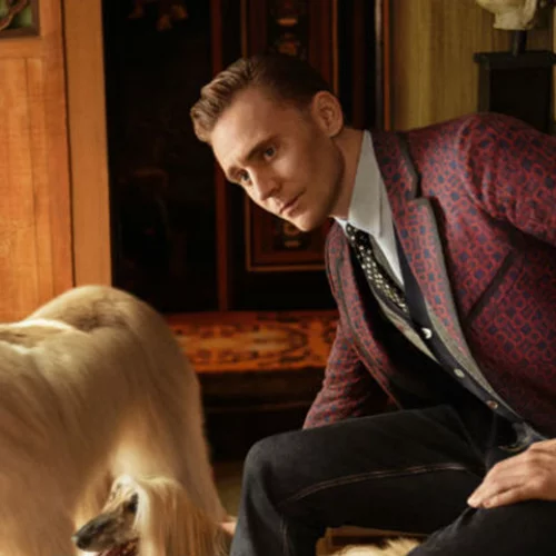 Ο Tom Hiddleston στη πρώτη του διαφημιστική καμπάνια 