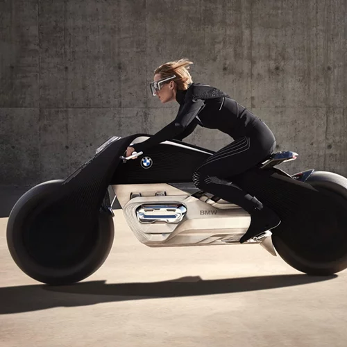 BMW: "Μοτοσυκλέτες για super ήρωες...; Θα έχουμε!" (στο μέλλον)