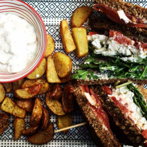 Ανανεωμένη θεωρία φαγητού στο «Theory»