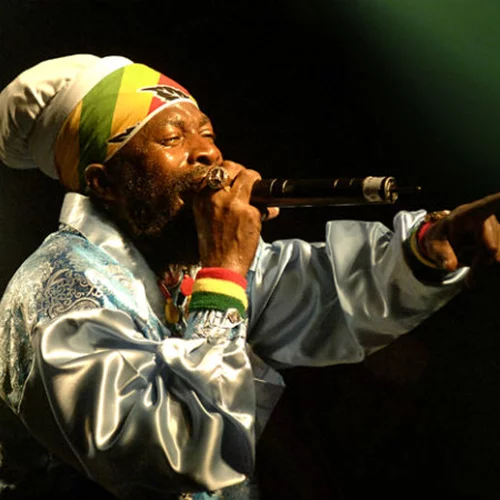 Roots Rasta Reggae με τον Capleton