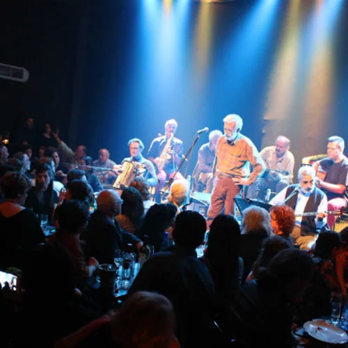 Βουτιές με τους Χειμερινούς Κολυμβητές