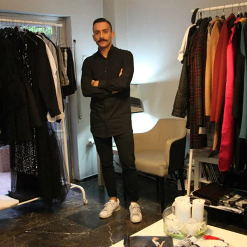 Vassilis Thom: Ένα atelier – boutique στη καρδιά της πόλης 