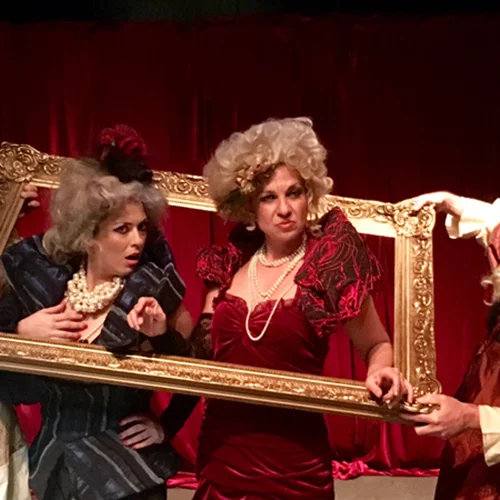 Νίκος Καμτσής: «Η τέχνη πρέπει να σε φέρει πιο κοντά στην λύτρωση και στην ευτυχία»