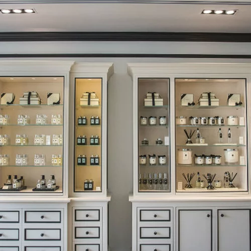 Jo Malone: H πρώτη boutique άνοιξε στη Γλυφάδα 