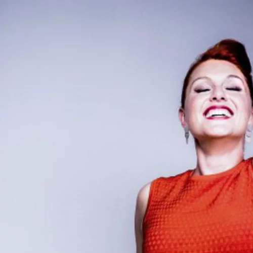 Robyn Bennett: New Year's Groovy Eve