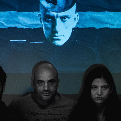 Νέοι και ωραίοι ποιητές; Υπάρχουν (και γίνονται παράσταση)