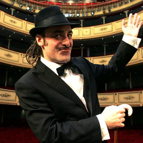 Tonino Carotone και Locomondo στο "Διογένης Studio"