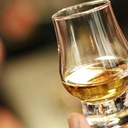 Σύναξη... ελληνικών αποσταγμάτων