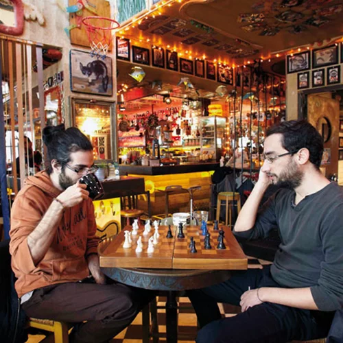 Όταν τα επιτραπέζια παιχνίδια κατέκτησαν τα cafés...