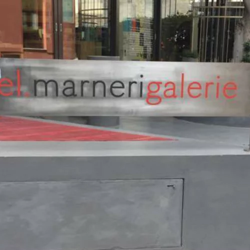 Galerie E. Marneri: ένας χώρος αφιερωμένος στην τέχνη της καθημερινότητας κάτω απ' την Ακρόπολη 