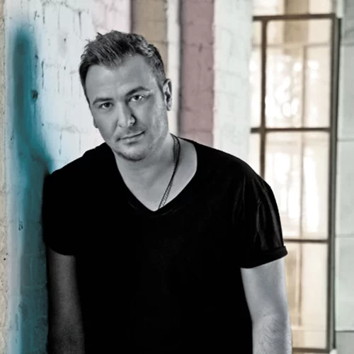 Ο Αντώνης Ρέμος μας εξηγεί γιατί «Είμαστε όλοι Βαλκάνιοι!»