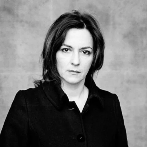 Η Μαρτίνα Γκέντεκ παίρνει την κατάσταση στα χέρια της