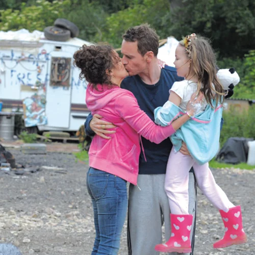 Παράνομες Ζωές