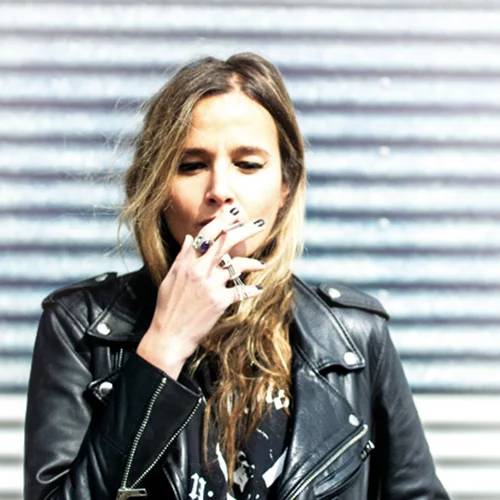 Η Ζουλιά Ντικουρνό μιλά περί τρόμου, χιούμορ και Ντέιβιντ Κρόνενμπεργκ με αφορμή το «Raw» 