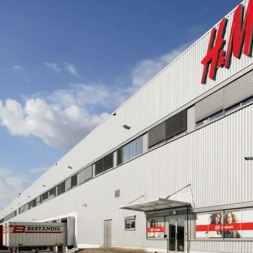 Arket- Έτσι θα λέγεται το νέο brand του ομίλου της H&M 