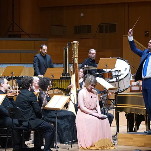 Καμεράτα-Πέτρου απογειώνουν Βιβάλντι και Χατζιδάκι