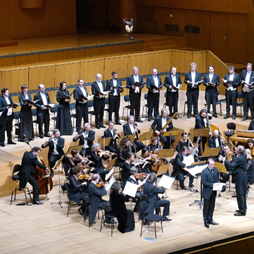 «Κατά Ιωάννην Πάθη» – «Μικρή επίσημη λειτουργία»: κορυφαίες μουσικές στιγμές της προπασχαλινής περιόδου