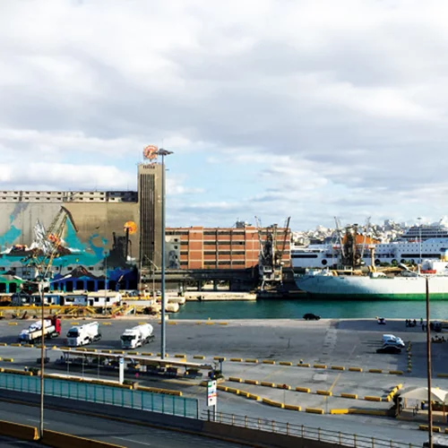 Το Fast Forward Festival 4 έχει για στέγη του την Πύλη Ε2 του Πειραιά αλλά και τη Φουκουσίμα! 