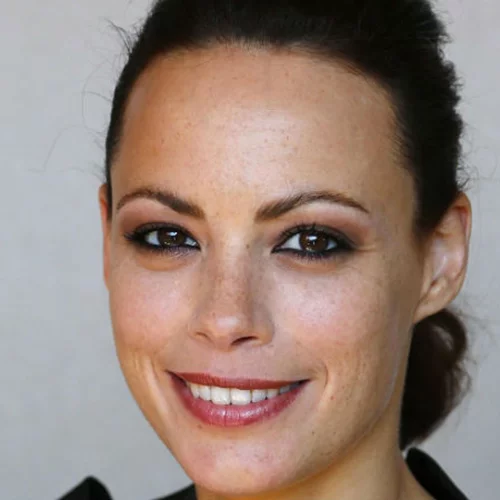 Η Μπερενίς Μπεζό μας εξηγεί τι συμβαίνει «Όταν Τελειώσει ο Έρωτας»