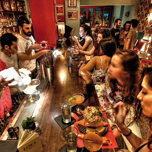 Το «Baba Au Rum» λικνίζεται σε ρυθμούς Καραϊβικής