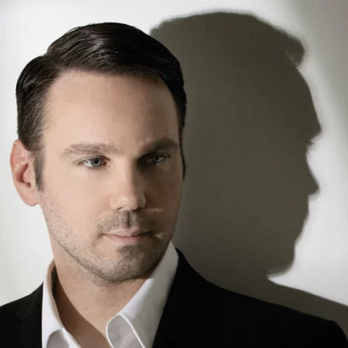 Γιατί ο Γιώργης Χριστοδούλου κάνει την πάπια;