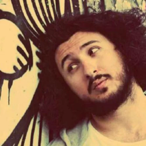 Ο Πάνος Σουρούνης κερνάει μουσική για τα γενέθλιά του