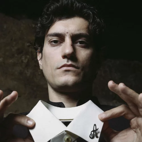 Αργύρης Πανταζάρας: «Δεν θέλω να πάψω να εμπιστεύομαι τη ματιά των άλλων ανθρώπων»