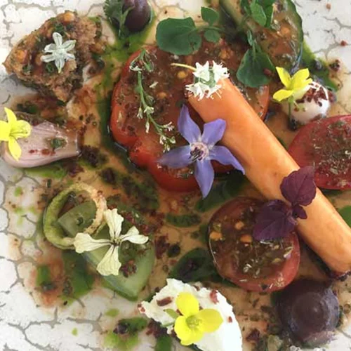 Η λουλουδάτη «Tomato» στο «Black Rock»