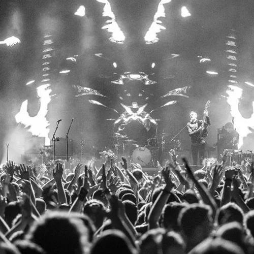 Βροχερή αλλά απτόητη η τελευταία μέρα του Release Athens Festival