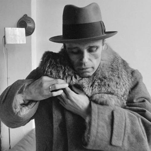 Η documenta 14 στην τηλεόρασή σου και τον Ιούλιο (trailers)