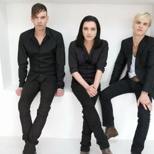 Ξεκινάει το τριήμερο rock surfing στη Μαλακάσα! (Spotify playlist)