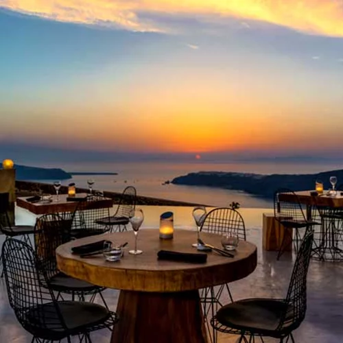 13 αστέρια Michelin στη Σαντορίνη!