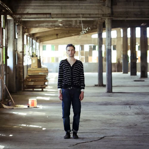 Ο Άρης Σερβετάλης συναντά τον Μπέκετ