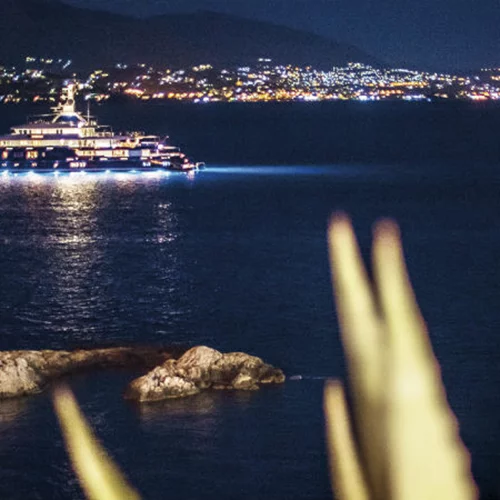 Πυροτεχνήματα και «Despacito» για το νέο compilation του «Island»