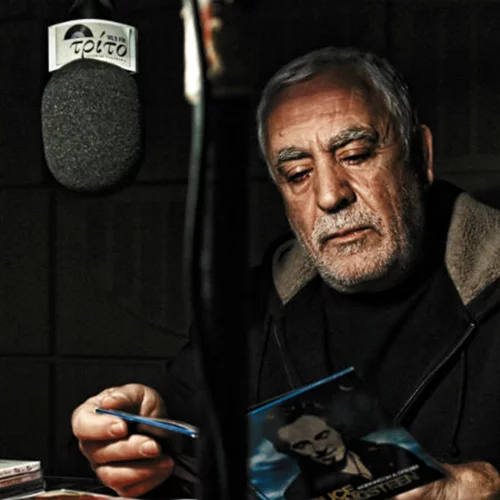 Η Στέγη φτιάχνει ένα νέο "σπίτι" για την τεράστια συλλογή του Γιάννη Πετρίδη