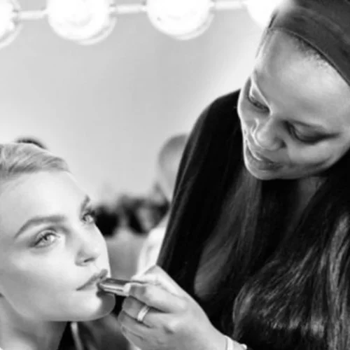 Pat McGrath: Πού μπορείτε να αγοράσετε την φανταστική συλλογή μακιγιάζ της;   