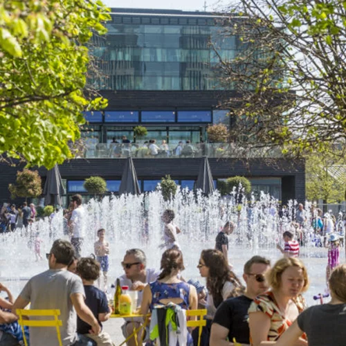 Λονδρέζικο καλοκαίρι στην Granary Square