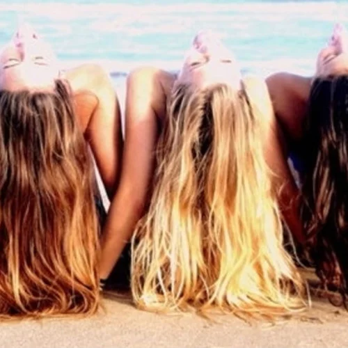 Beach hair: 3 συμβουλές από μια hair expert 