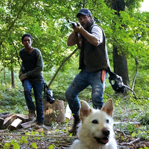 Έρχεται τη Νύχτα