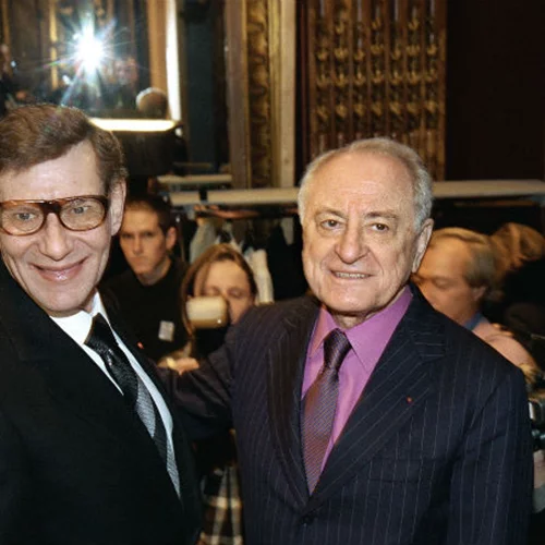 Ο συνιδρυτής του οίκου Yves Saint Laurent άφησε σήμερα τη τελευταία του πνοή