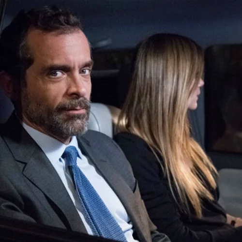 Δείτε το νέο teaser του «Success Story» με πρωταγωνιστή τον Κωνσταντίνο Μαρκουλάκη