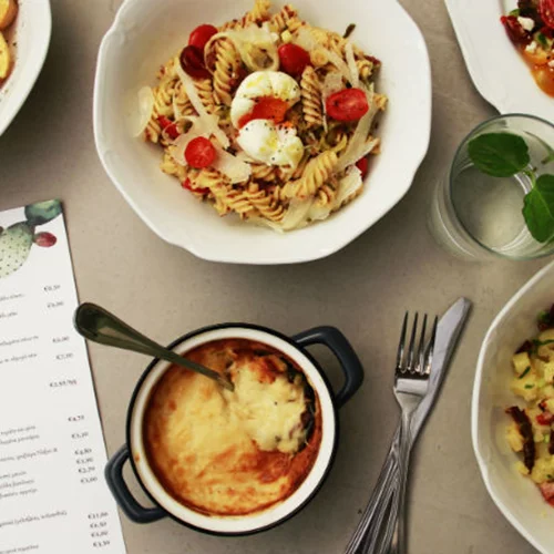 Το Κουκάκι και τα επτά… φραγκόσυκα