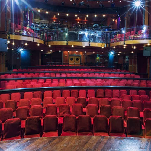 20 χρόνια «Γυάλινο», σε 3 μέρες, με 80 καλλιτέχνες