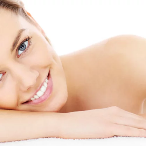 1 προϊόν, 4 δράσεις: Πώς να αποταμιεύσετε χρήμα και να εξοικονομήσετε χρόνο στην περιποίηση της επιδερμίδας 