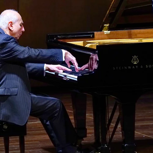 Ρεσιτάλ Τιρίμου και Ντράϊσι στο Μέγαρο: η σιγουριά της ωριμότητας και η ανεμελιά της νιότης