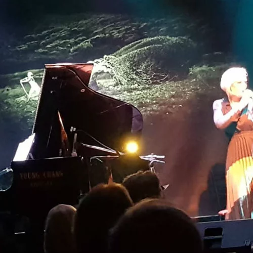 Η Ρίτα Αντωνοπούλου σε εκπληκτικό τραγουδιστικό trip