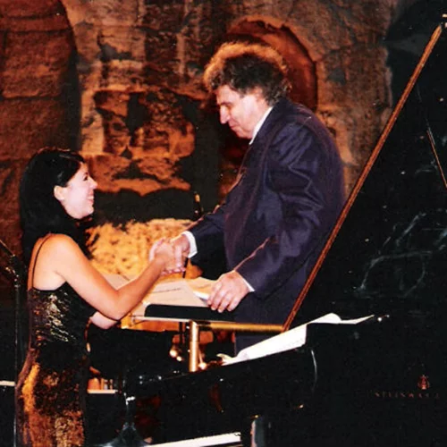 Ο Κρητικός, ο Έλληνας, ο Οικουμενικός Μίκης Θεοδωράκης